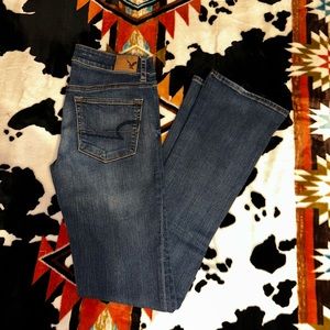 American Eagle Skinny Kick Jeans (6 Long)